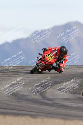 media/Nov-16-2025-Race Pace (Sun) [[8c5fa54630]]/Verified Riders/8-Turn 12 (120pm)/